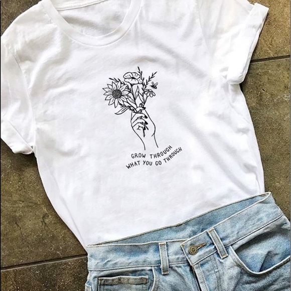 Meet your Posher, Tori - Picture 1 of 1